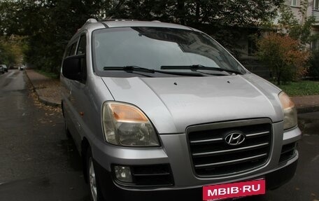 Hyundai Starex I рестайлинг, 2006 год, 730 000 рублей, 17 фотография