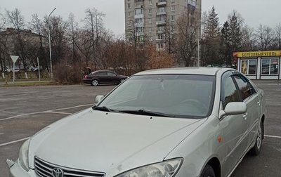 Toyota Camry V40, 2004 год, 800 000 рублей, 1 фотография