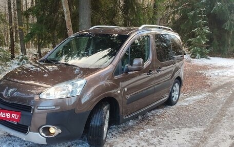 Peugeot Partner II рестайлинг 2, 2013 год, 1 070 000 рублей, 3 фотография