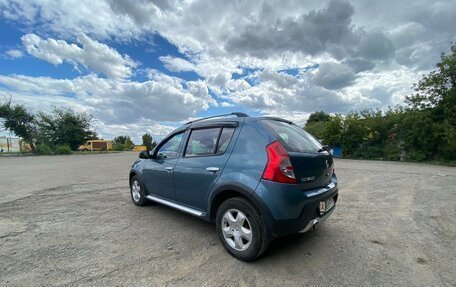 Renault Sandero I, 2013 год, 720 000 рублей, 4 фотография