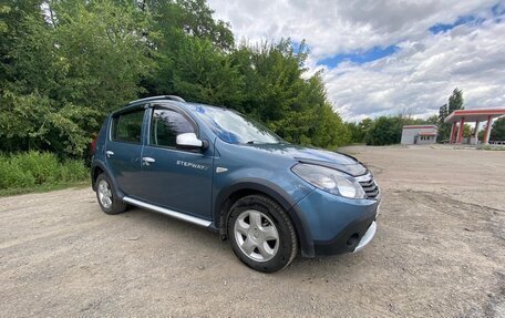 Renault Sandero I, 2013 год, 720 000 рублей, 2 фотография