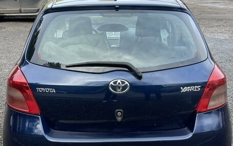 Toyota Yaris III рестайлинг, 2008 год, 649 000 рублей, 4 фотография