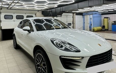 Porsche Macan I рестайлинг, 2014 год, 3 100 000 рублей, 2 фотография