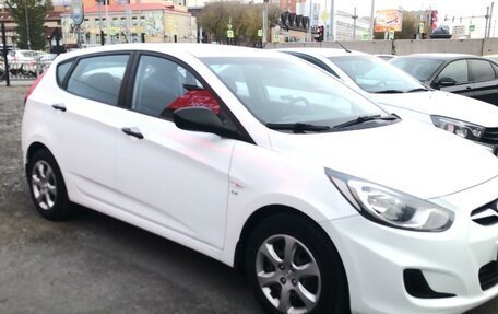 Hyundai Solaris II рестайлинг, 2012 год, 980 000 рублей, 3 фотография