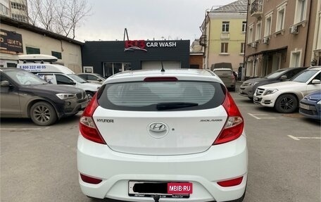 Hyundai Solaris II рестайлинг, 2012 год, 980 000 рублей, 8 фотография