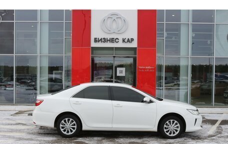 Toyota Camry, 2016 год, 2 256 000 рублей, 4 фотография