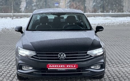 Volkswagen Passat B8 рестайлинг, 2021 год, 3 080 000 рублей, 2 фотография