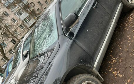 Volkswagen Touareg III, 2004 год, 610 000 рублей, 3 фотография