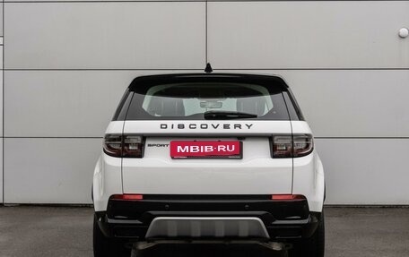 Land Rover Discovery Sport I рестайлинг, 2024 год, 7 379 000 рублей, 4 фотография