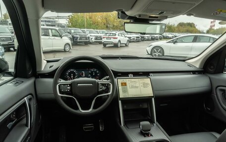 Land Rover Discovery Sport I рестайлинг, 2024 год, 7 379 000 рублей, 6 фотография