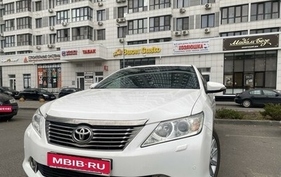 Toyota Camry, 2014 год, 1 850 000 рублей, 1 фотография