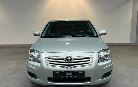 Toyota Avensis III рестайлинг, 2008 год, 1 250 000 рублей, 2 фотография