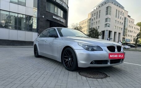 BMW 5 серия, 2003 год, 1 350 000 рублей, 2 фотография