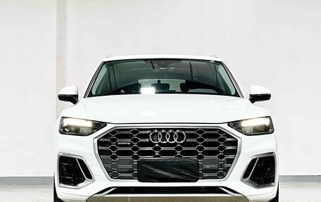 Audi Q5, 2021 год, 4 875 000 рублей, 2 фотография