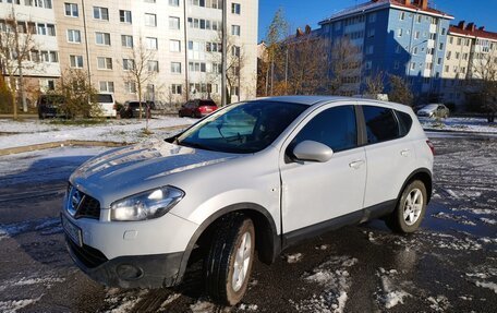 Nissan Qashqai, 2010 год, 1 050 000 рублей, 2 фотография