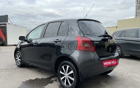 Toyota Yaris III рестайлинг, 2006 год, 531 000 рублей, 7 фотография