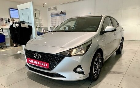 Hyundai Solaris II рестайлинг, 2021 год, 1 650 000 рублей, 2 фотография