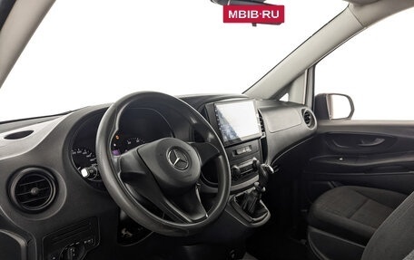 Mercedes-Benz Vito, 2016 год, 3 200 000 рублей, 15 фотография