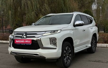 Mitsubishi Montero Sport, 2022 год, 4 530 000 рублей, 2 фотография