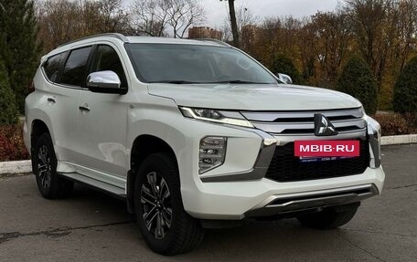 Mitsubishi Montero Sport, 2022 год, 4 530 000 рублей, 5 фотография