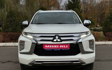 Mitsubishi Montero Sport, 2022 год, 4 530 000 рублей, 4 фотография