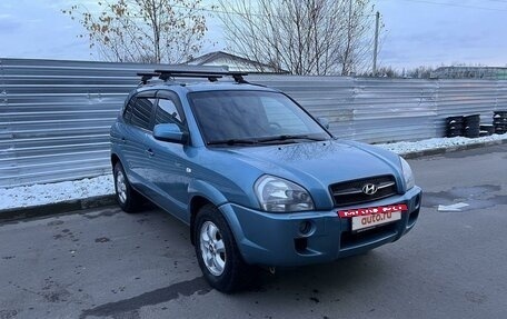 Hyundai Tucson III, 2006 год, 995 000 рублей, 3 фотография