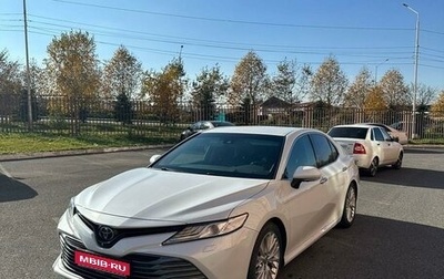 Toyota Camry, 2018 год, 3 300 000 рублей, 1 фотография