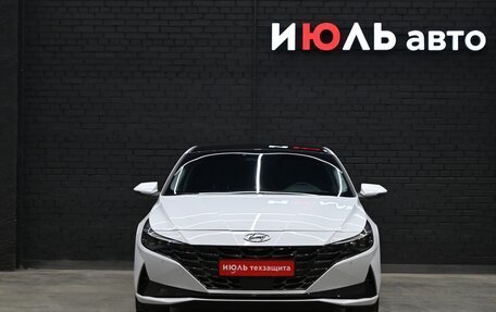 Hyundai Elantra, 2020 год, 2 835 000 рублей, 2 фотография