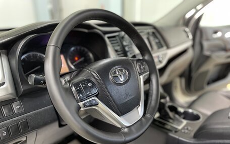 Toyota Highlander III, 2014 год, 2 850 000 рублей, 11 фотография