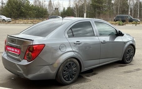 Chevrolet Aveo III, 2013 год, 630 000 рублей, 3 фотография