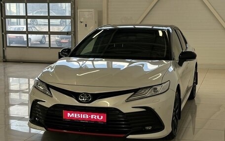 Toyota Camry, 2021 год, 3 800 000 рублей, 1 фотография