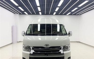 Toyota HiAce H200, 2020 год, 4 600 000 рублей, 1 фотография