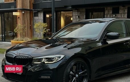 BMW 3 серия, 2019 год, 3 685 000 рублей, 2 фотография