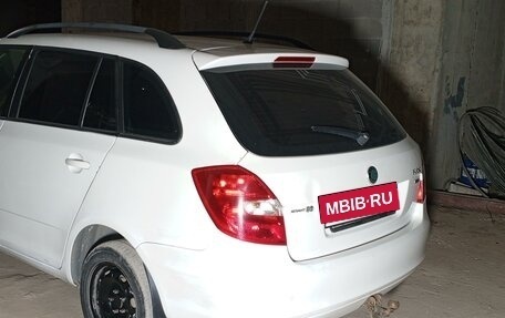 Skoda Fabia II, 2012 год, 345 000 рублей, 3 фотография