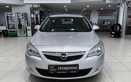 Opel Astra J, 2011 год, 680 000 рублей, 2 фотография