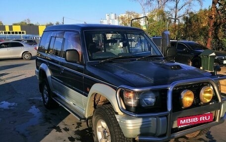 Mitsubishi Pajero III рестайлинг, 1995 год, 1 050 000 рублей, 3 фотография