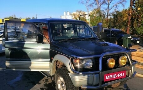 Mitsubishi Pajero III рестайлинг, 1995 год, 1 050 000 рублей, 2 фотография