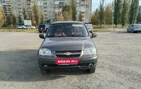 Chevrolet Niva I рестайлинг, 2015 год, 700 000 рублей, 2 фотография