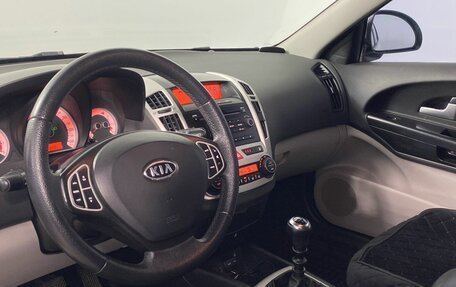 KIA cee'd I рестайлинг, 2009 год, 726 000 рублей, 11 фотография