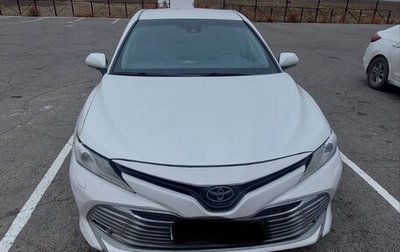 Toyota Camry, 2018 год, 2 700 000 рублей, 1 фотография