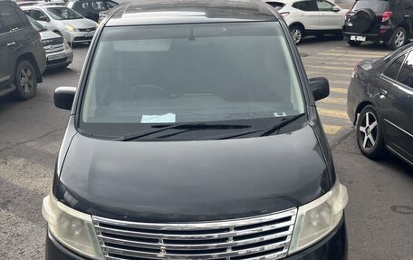 Nissan Serena III, 2008 год, 750 000 рублей, 1 фотография