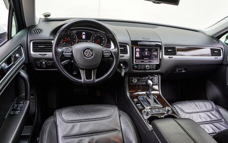 Volkswagen Touareg III, 2013 год, 2 515 000 рублей, 6 фотография