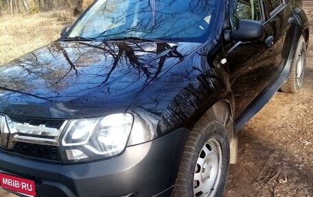 Renault Duster I рестайлинг, 2015 год, 1 050 000 рублей, 1 фотография