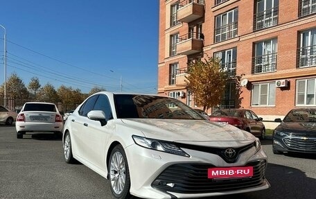 Toyota Camry, 2018 год, 3 300 000 рублей, 3 фотография