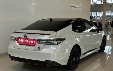 Toyota Camry, 2021 год, 3 800 000 рублей, 4 фотография