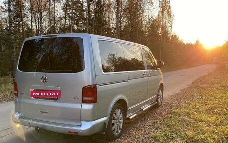 Volkswagen Multivan T5, 2010 год, 2 000 000 рублей, 5 фотография