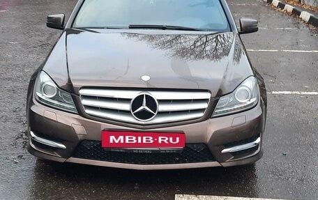 Mercedes-Benz C-Класс, 2012 год, 2 фотография