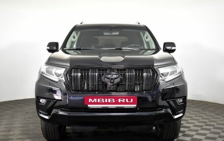 Toyota Land Cruiser Prado 150 рестайлинг 2, 2020 год, 6 235 500 рублей, 2 фотография