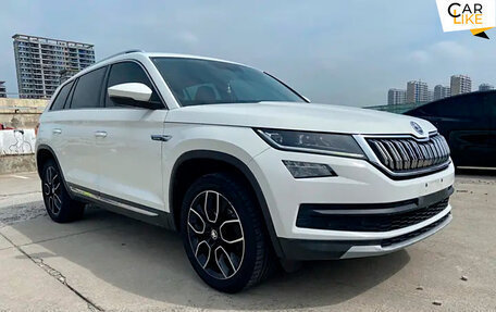 Skoda Kodiaq I, 2021 год, 2 450 000 рублей, 3 фотография