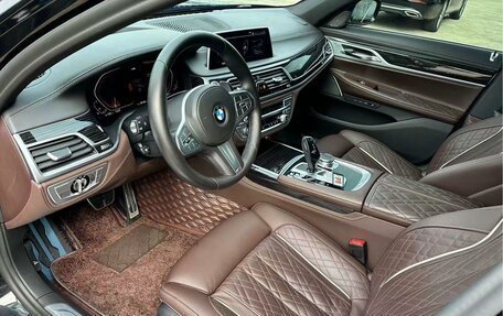 BMW 7 серия, 2021 год, 6 990 000 рублей, 6 фотография